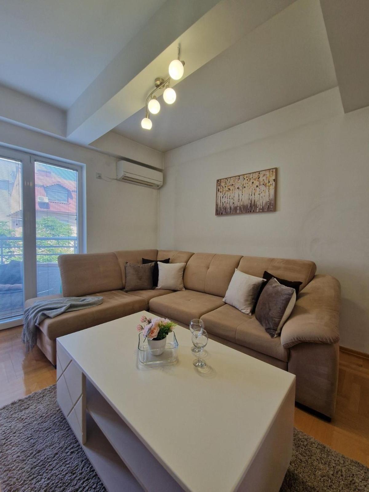 Kamche Lux Apartment Skopje Exteriér fotografie